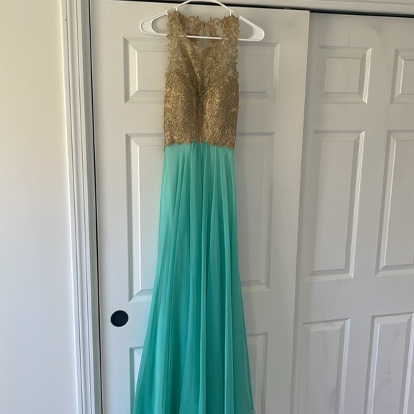 Teal & Gold Princess Jasmine Prom Dress - Picture 3 of 11